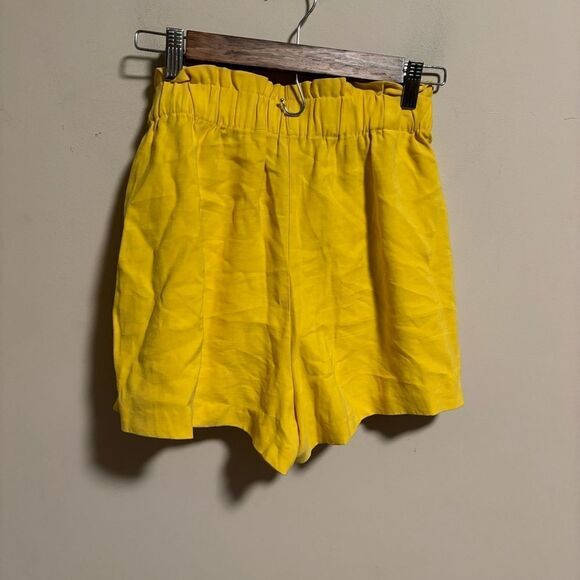 BCBGeneration Tie-Front Shorts Yellow- Size XS - Picture 5 of 11